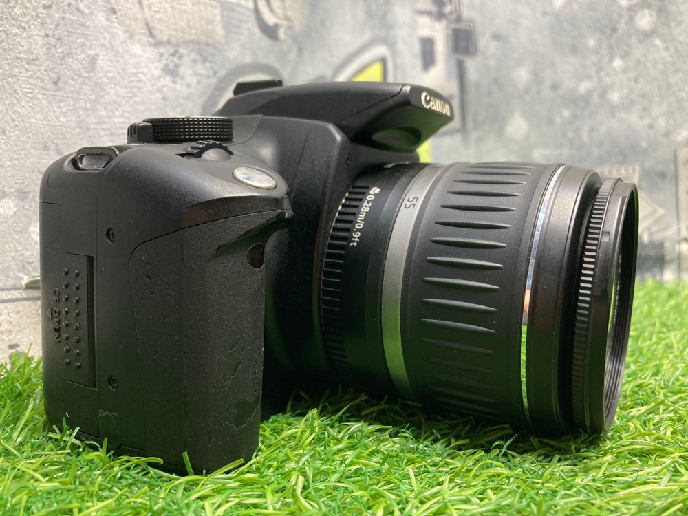 Canon EOS 350D Kit EF-S 18-55mm 3.5-5.6 II