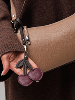 Кожаная сумка багет кросс-боди коричневый капучино