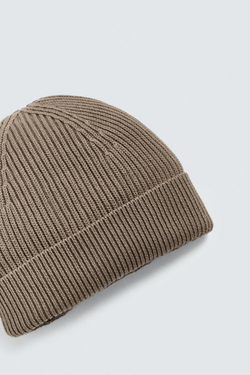 ZARA БАЗОВАЯ ТРИКОТАЖНАЯ ШАПКА, СЕРО-КОРИЧНЕВЫЙ