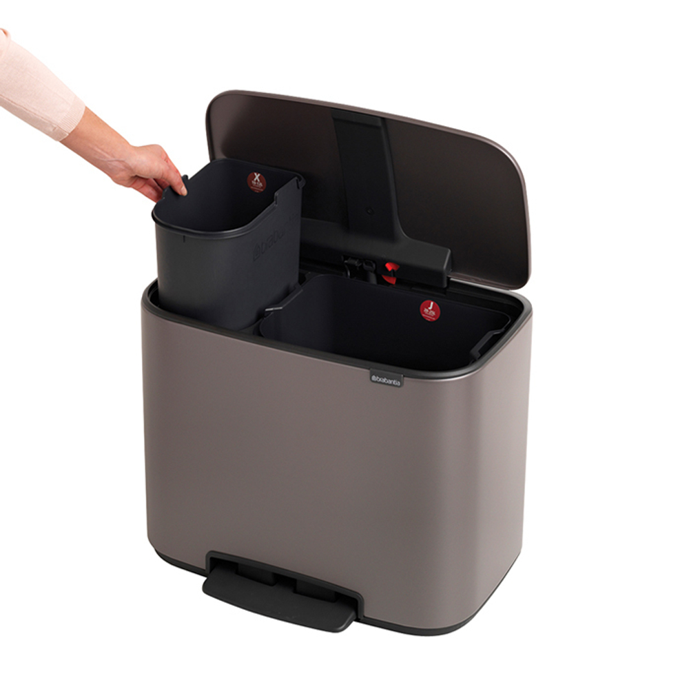Мусорный бак Bo Pedal Bin 11+23л Brabantia Платиновый