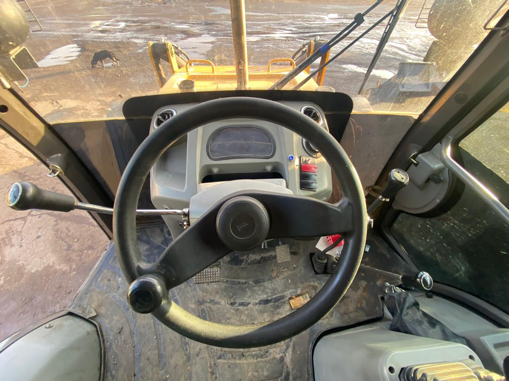 SHANMON 388 Экскаватор-погрузчик 388 (Дизельный, 4,8 л, 102 л.с., АТ)