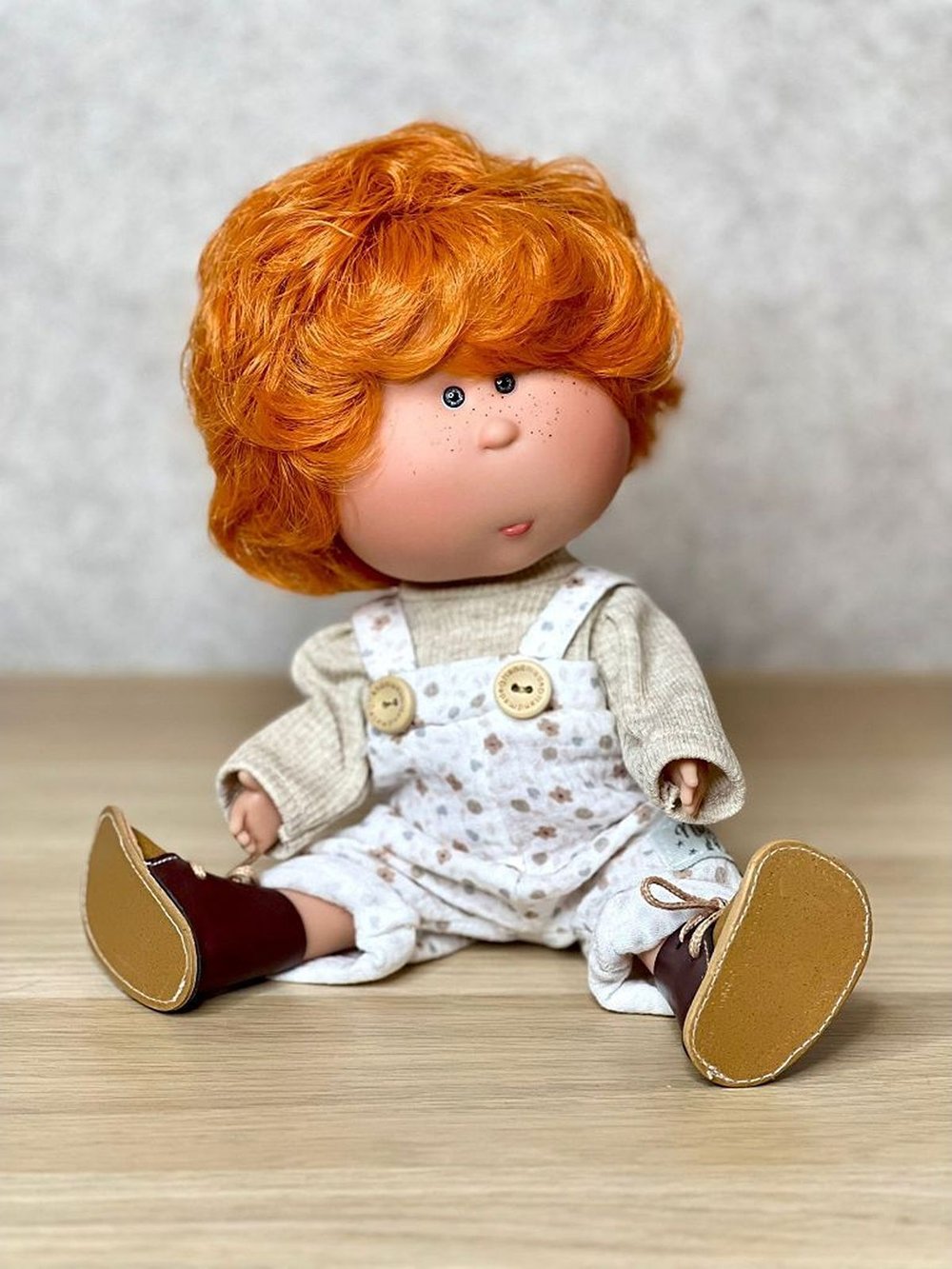 Кукла Nines виниловая 30см MIO CASE (3401A1)