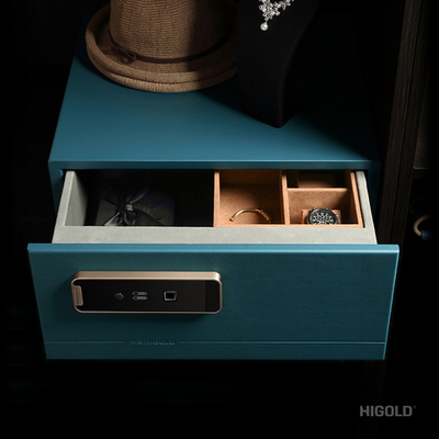 Сейф, 450x412x200 мм