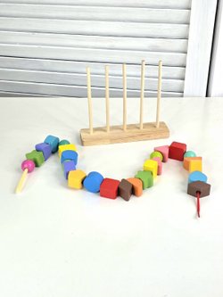 Развивающий игровой набор Шнуровка для детей (202219080)