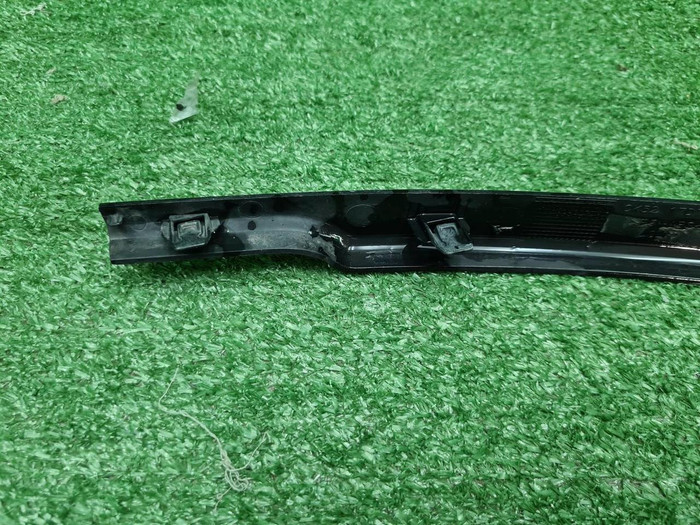 Молдинг перед. бампера Range Rover Vogue 4 (12-17)