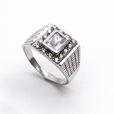 Печатка с фианитом