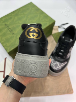 Кроссовки Gucci