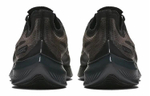 Кроссовки Nike Zoom Gravity 1