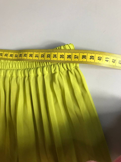 Юбка Kiara цвета солнечного лимона, визуально 44 размер