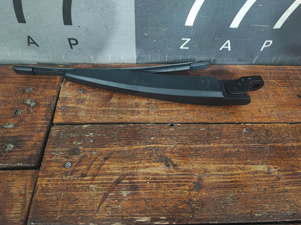 Поводок заднего стеклоочистителя Haval Jolion 21-нв Б/У Оригинал 6310100XST01A