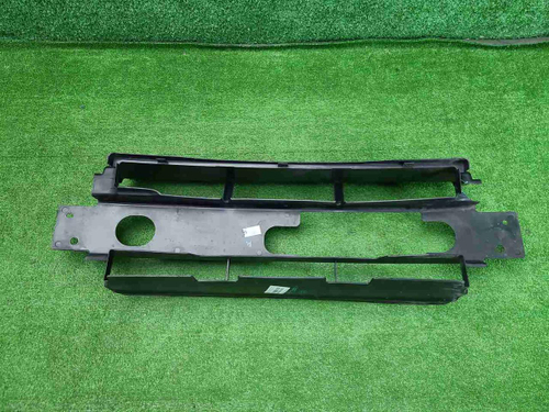 Воздуховод радиатора Range Rover Vogue L405 12-22