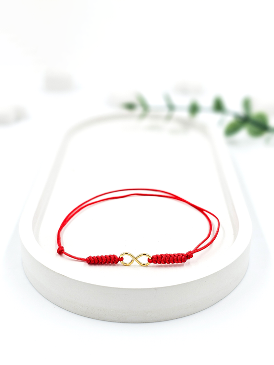 Браслет на ногу Бесконечность. Браслет из красной нити