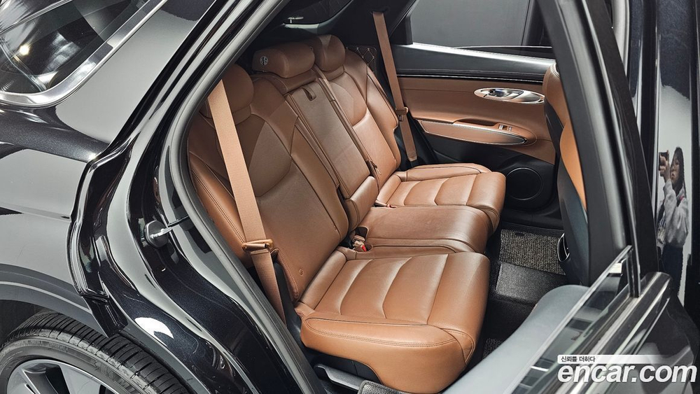 Genesis GV70 2.5T Бензин AWD (12.2022)