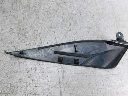 пластик боковой правый Yamaha YZF-R1 2007 4C8-24139-00-00