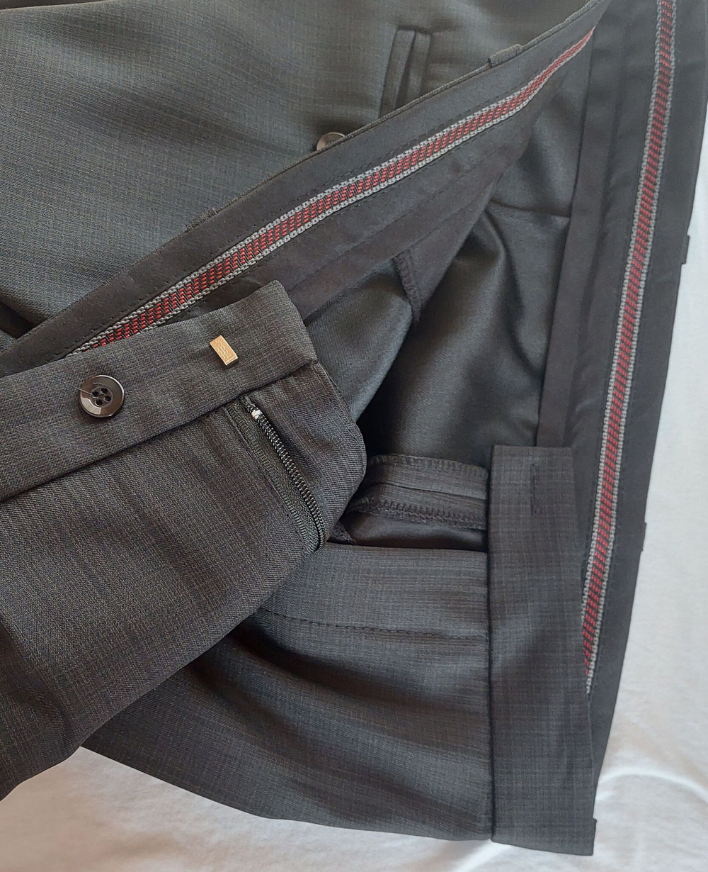 Брюки мужские серые темно-серые классические классика костюмные офисные строгие деловые демисезонные прямые 46 размер клетка в клетку