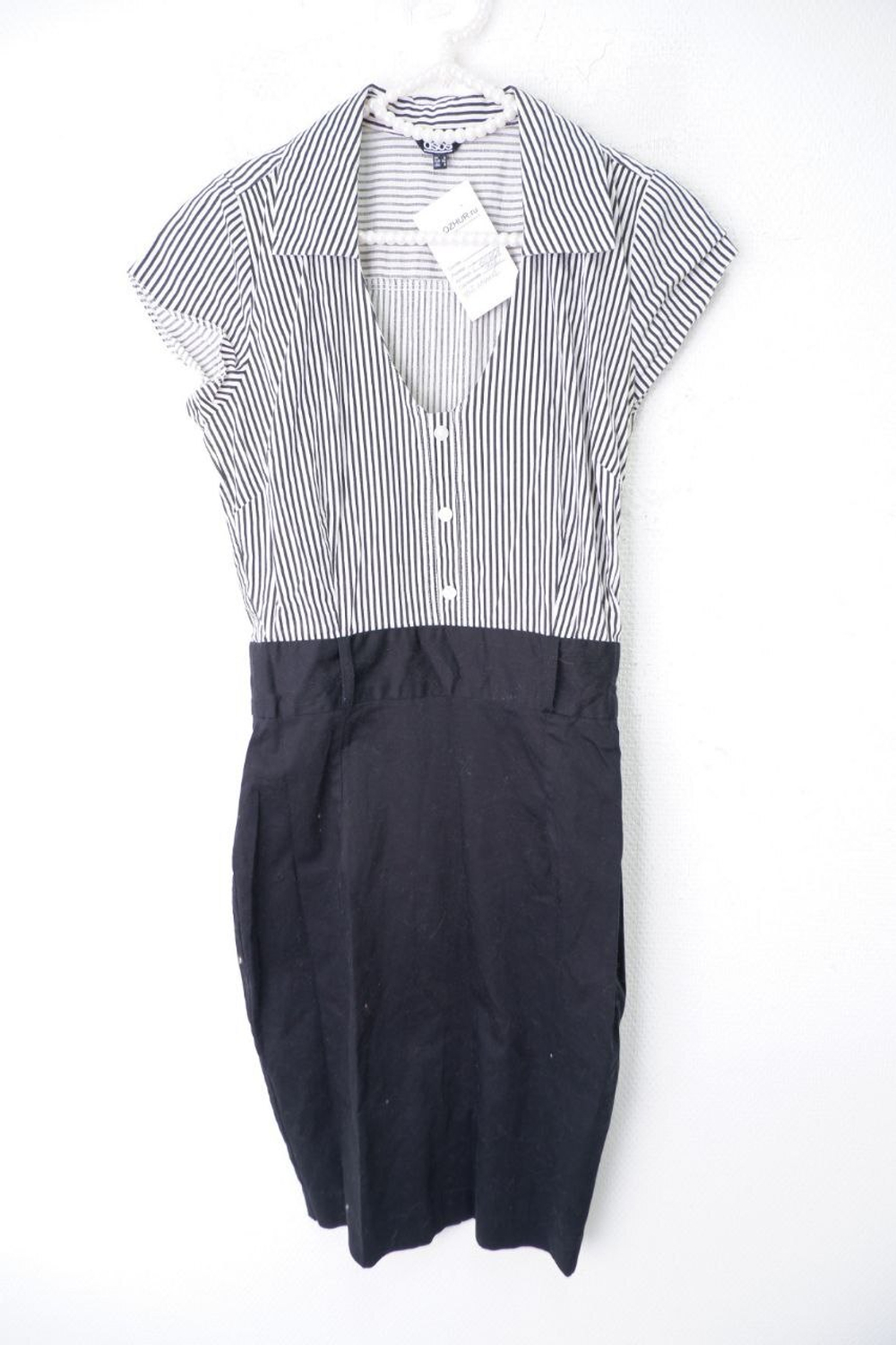 Платье Asos в полоску 40 размер