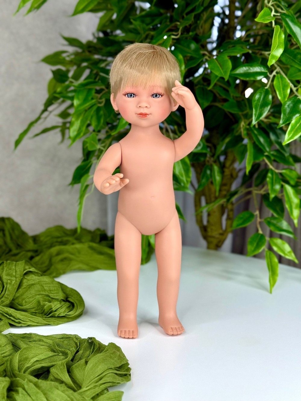 Кукла для девочки виниловая 34см Марко без одежды (022301W)