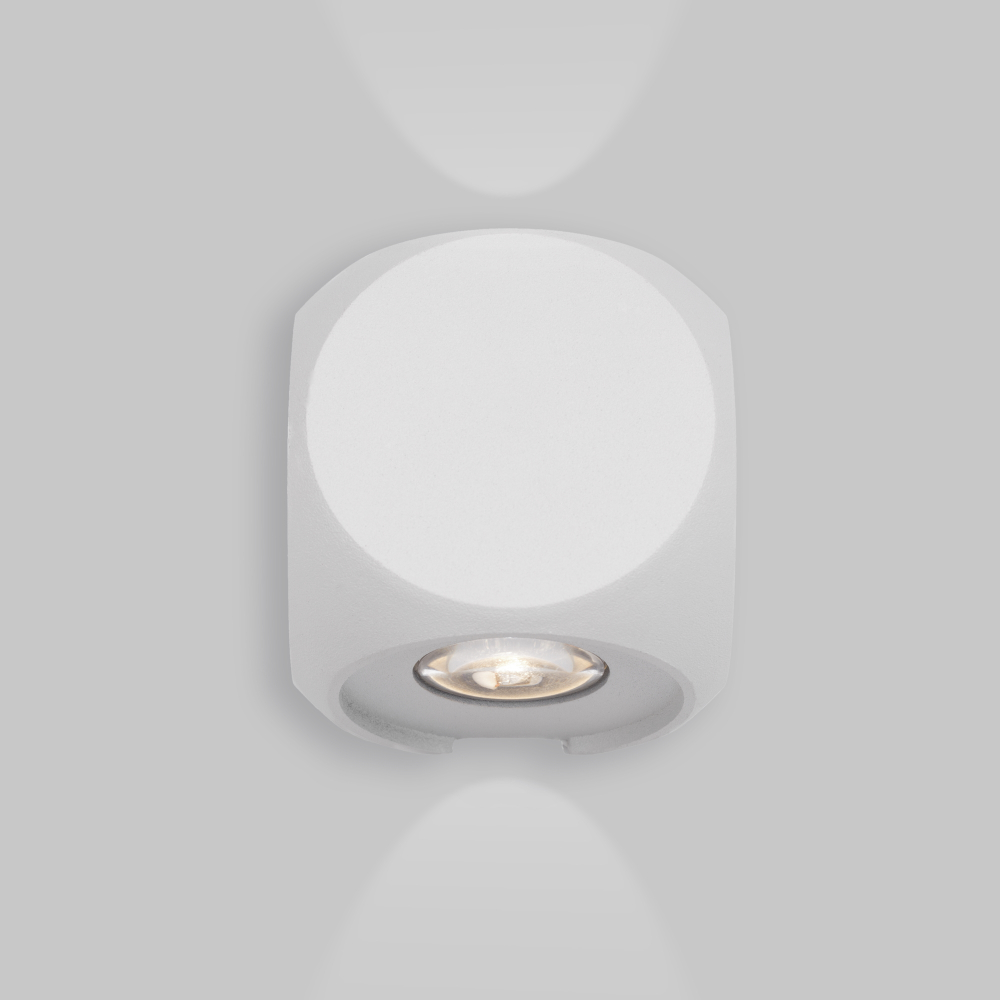 Уличный настенный светильник Outdoor O015WL-L4W