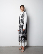 Топ-украшение из бусин и пайеток черный