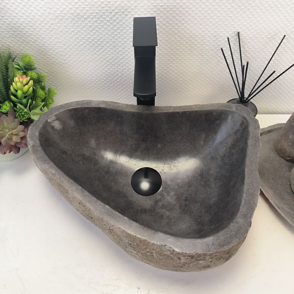 Раковина из речного камня RS-63684 (46*35*15) 0122