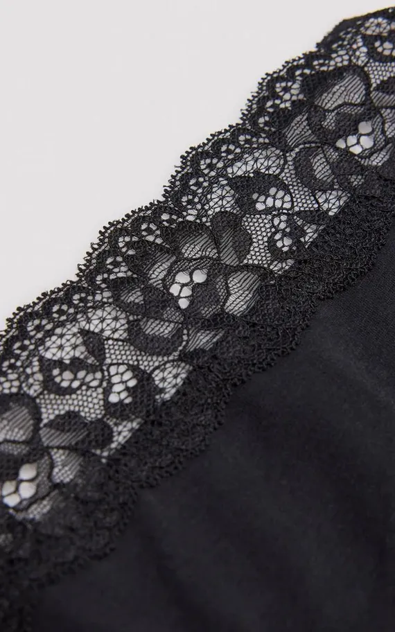 19032 Трусы стринги