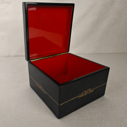 Шкатулка с росписью Палех "Розы"