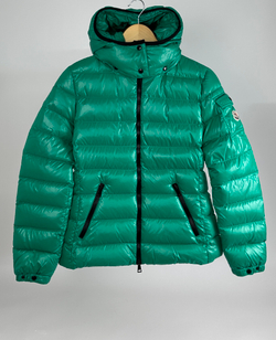 Пуховик Moncler