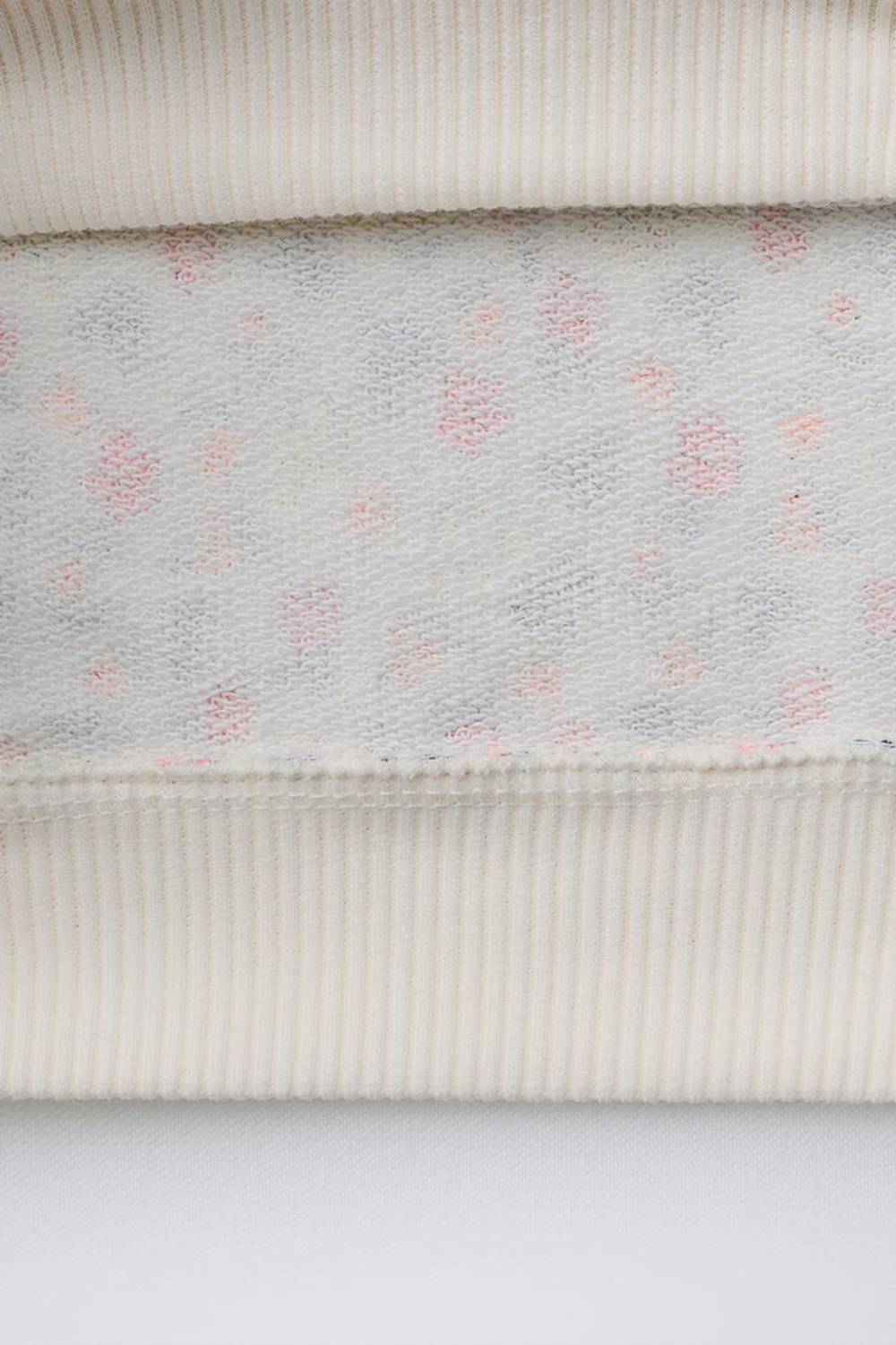 ZARA ТОЛСТОВКА С ЦВЕТОЧНЫМ ПРИНТОМ И НАДПИСЬЮ, РАЗНОЦВЕТНЫЙ