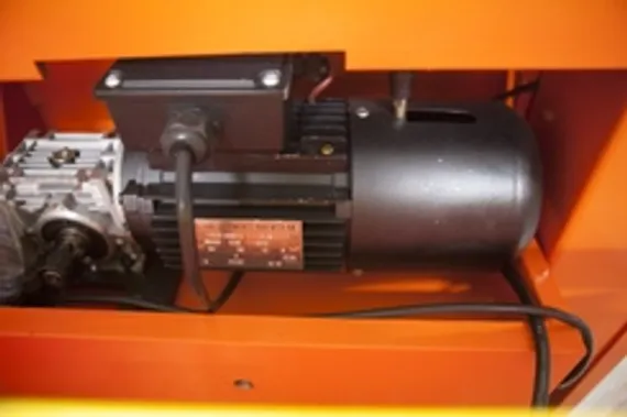 Гидравлическая гильотина Stalex HQ11-6.5x1300