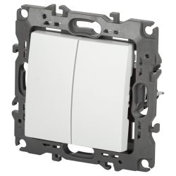 Переключатель перекрестный ЭРА Серия 12 12-1112-01М двойной, 10АХ-250В, белый матовый