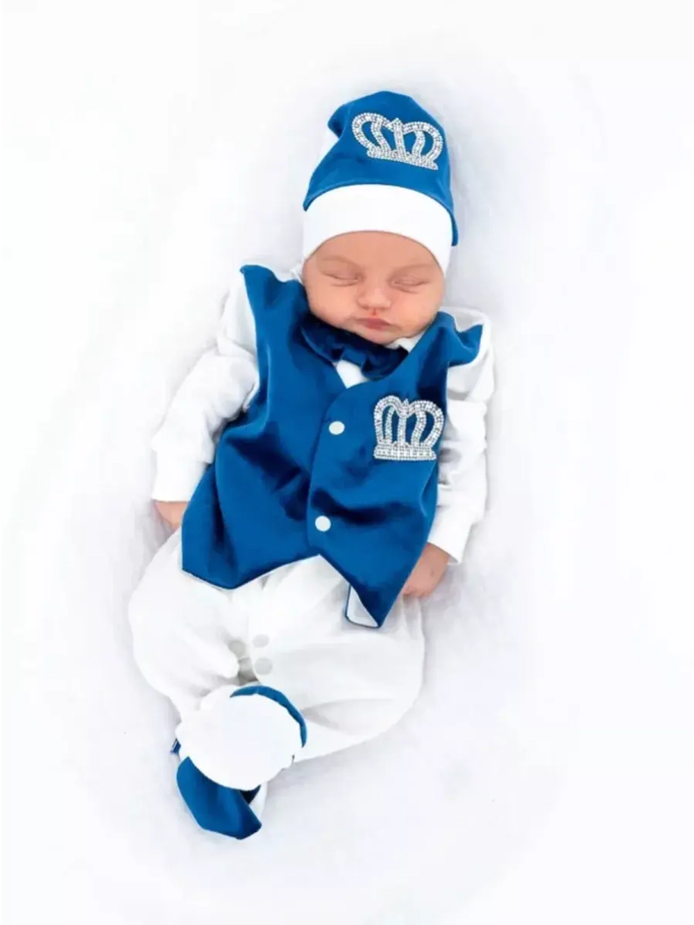 Комбинезон на выписку для новорожденного джентльмен