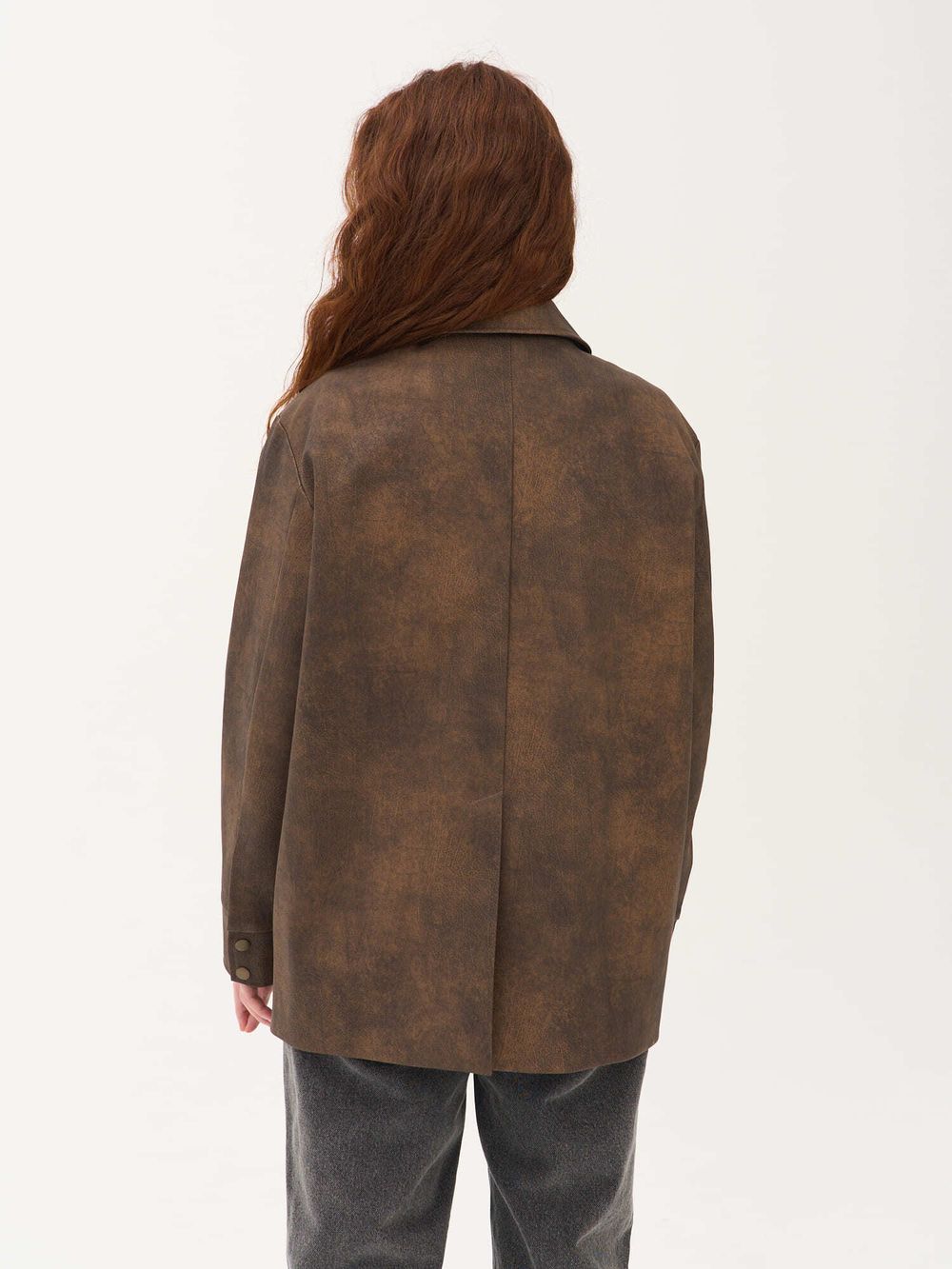 Пиджак из экокожи "Винтажный коричневый" женский