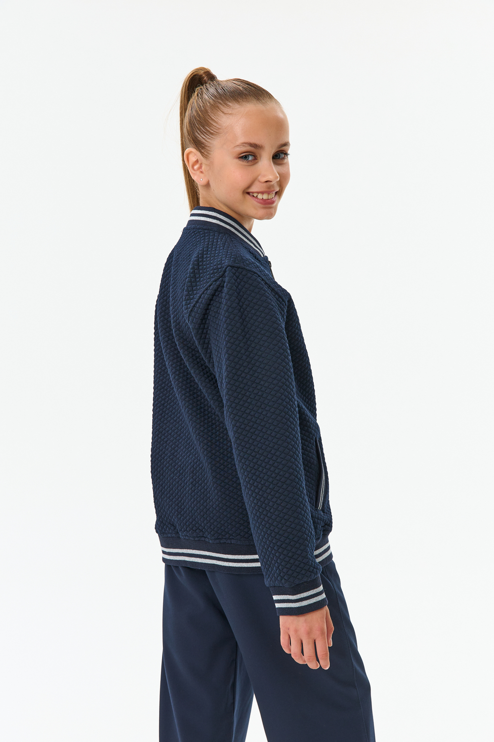 Бомбер на молнии 2395 (122-146)