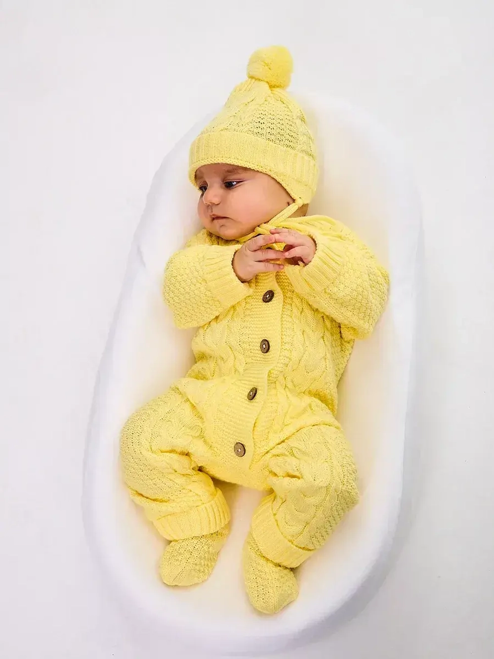вязаный комбинезон для новорожденных