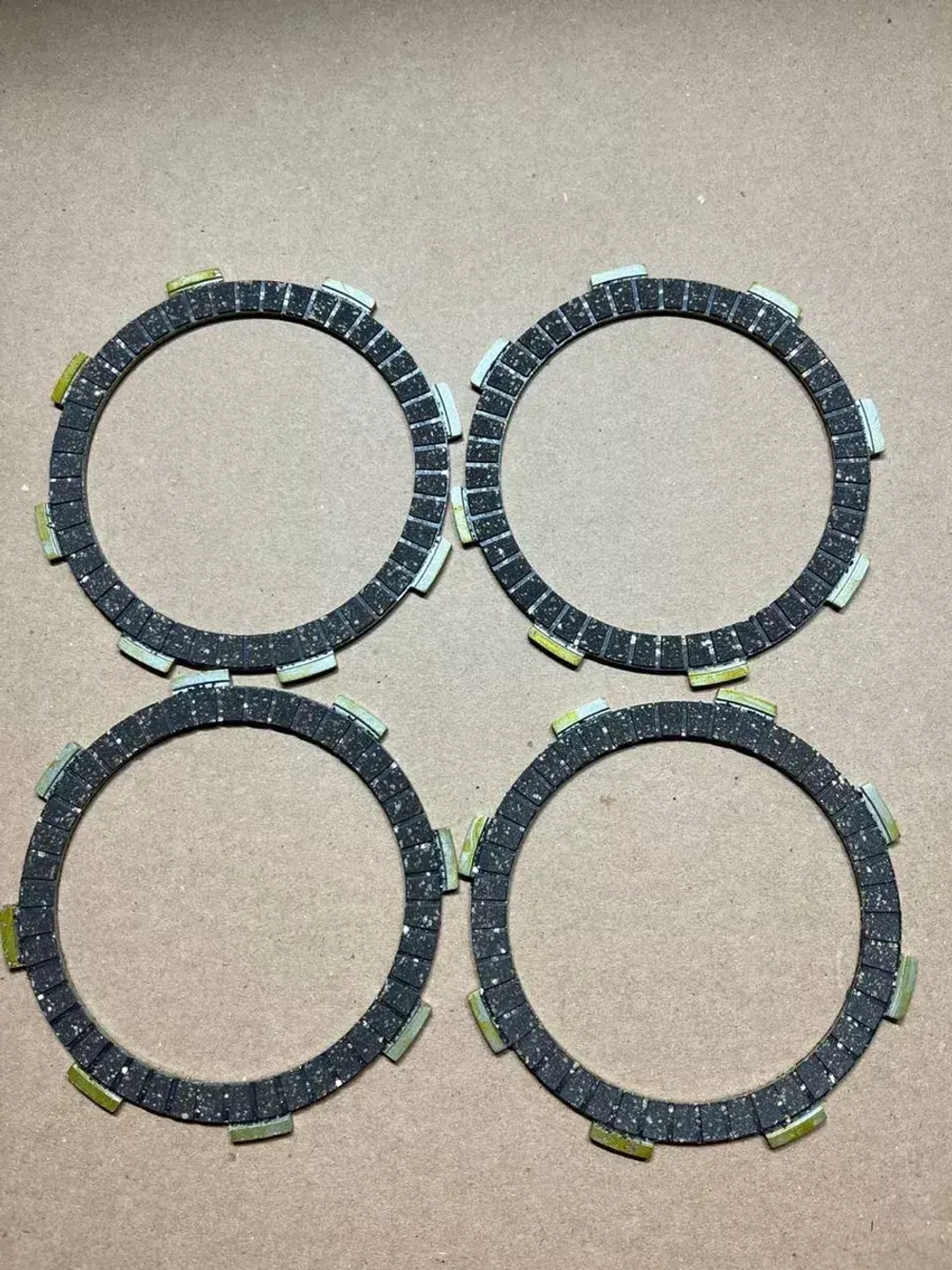 Диски сцепления для двигателя китайского питбайка 4шт. 154FMI 125см3