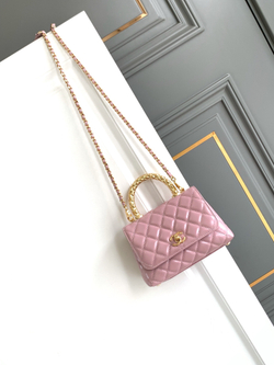 Chanel Bag 19 cm