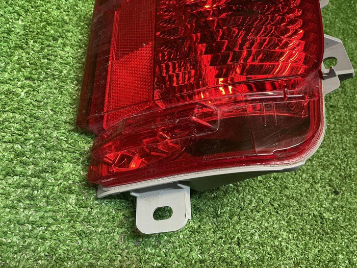 ПТФ правый Toyota Land Cruiser 200 (2015-2021)