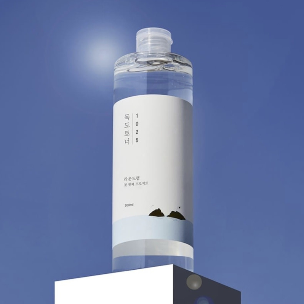 Отшелушивающий тонер с морской водой ROUND LAB 1025 Dokdo Toner