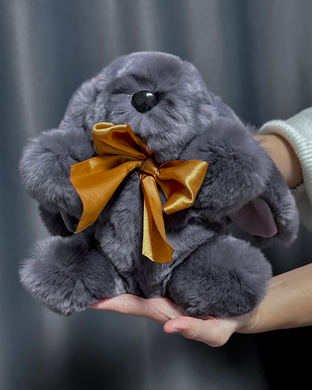 Зайчонок Арнольд (серый)