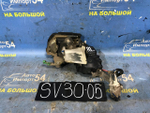 Замок двери задней левой TOYOTA CAMRY 1994