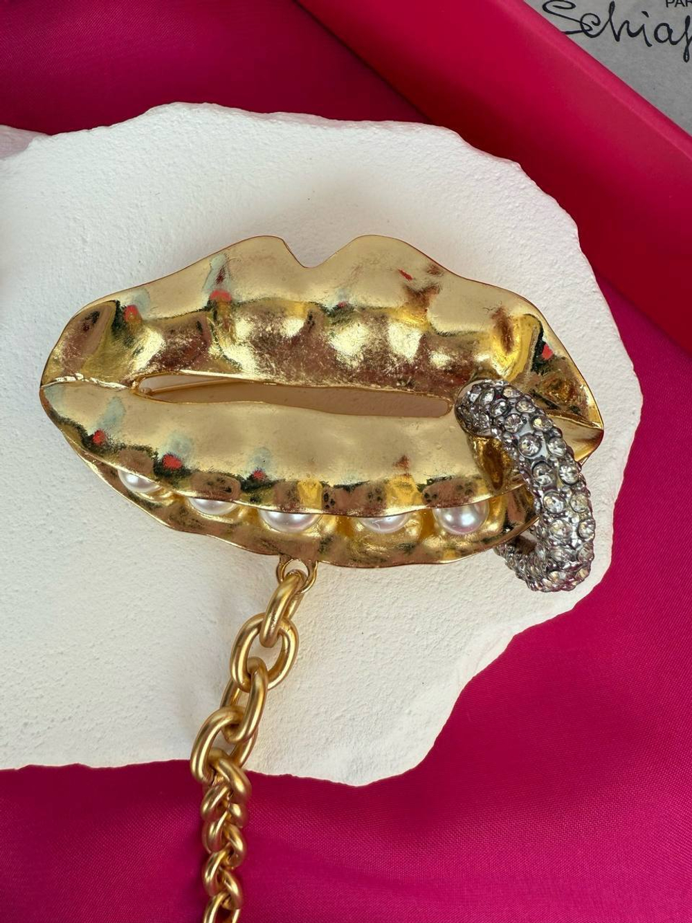 Брошь Schiaparelli