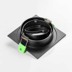 011625 Светильник SINGO BASE Quad X1 MR16 ЧЕРHЫ