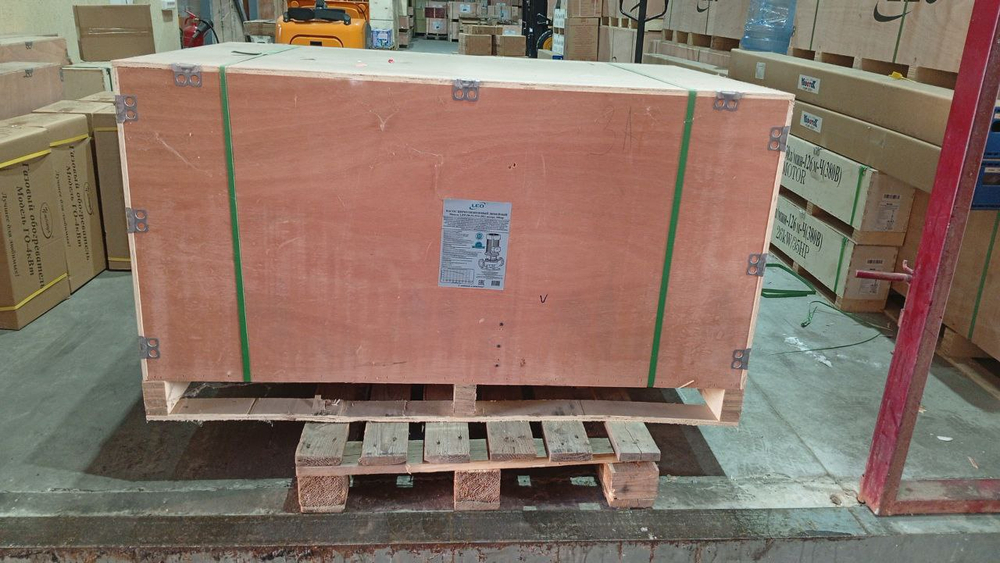 Насос "LEO" модель LPP150-33-37/4 (IE2 мотор,10 Бар) (380 В)