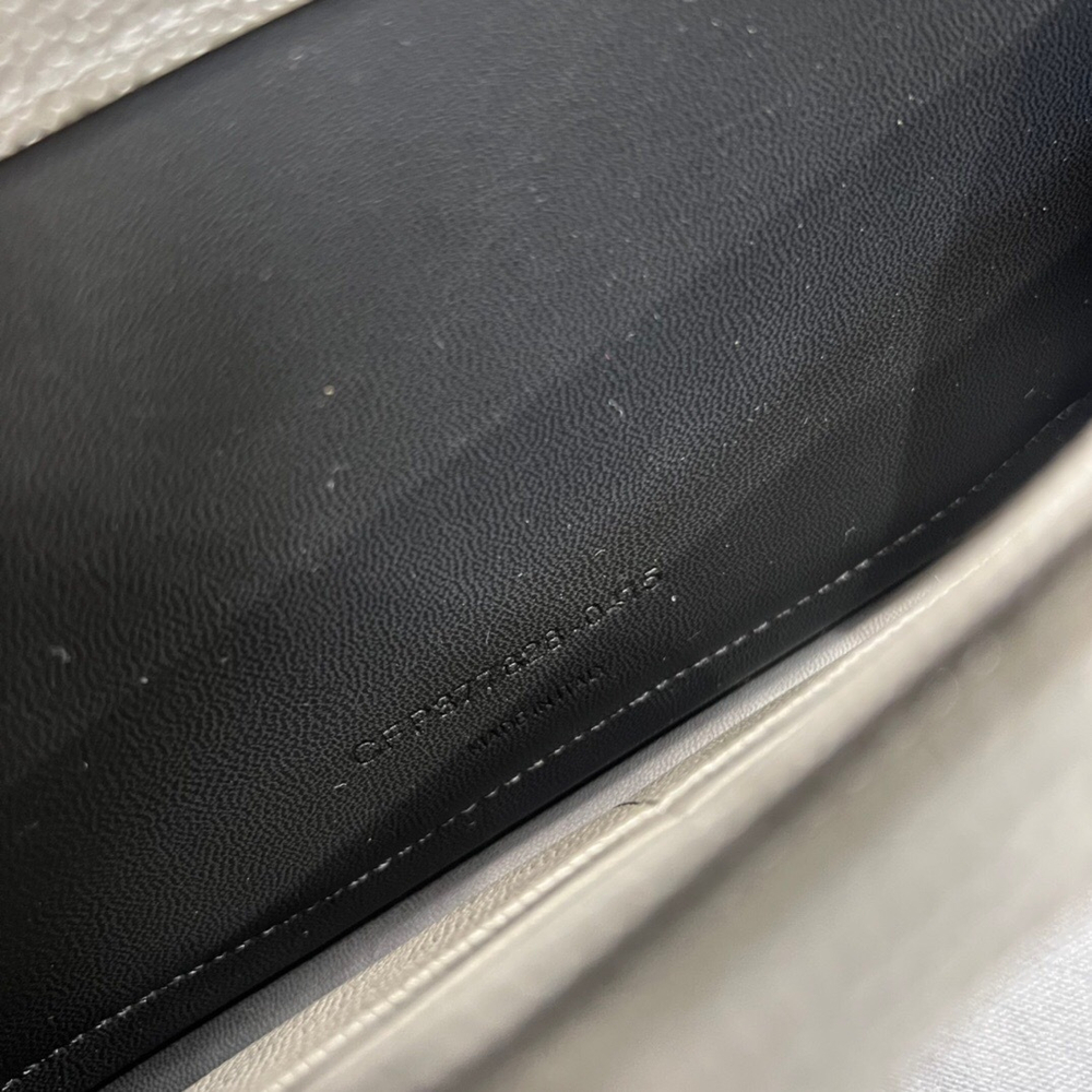 Saint Laurent WOC 22 cm