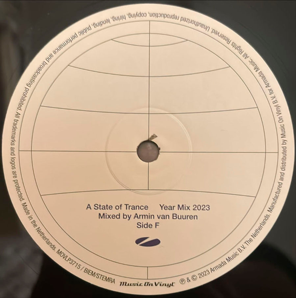 Armin van Buuren / A State Of Trance Year Mix 2023 (3LP)
