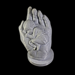 Статуэтка "Рука матери с младенцем", 3D печать, 15 см., серый