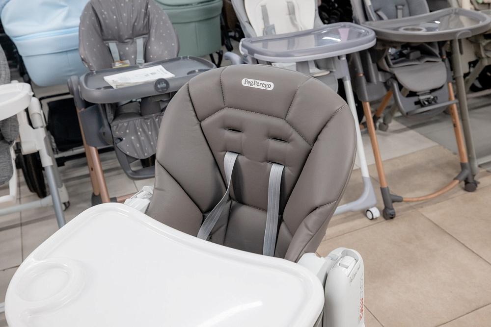 Стульчик для кормления Peg Perego Tatamia Follow Me Wonder Grey New