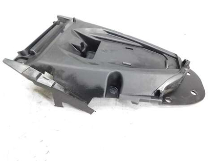 Пластик внутренний Suzuki Gladius SFV650A 63111-44H0
