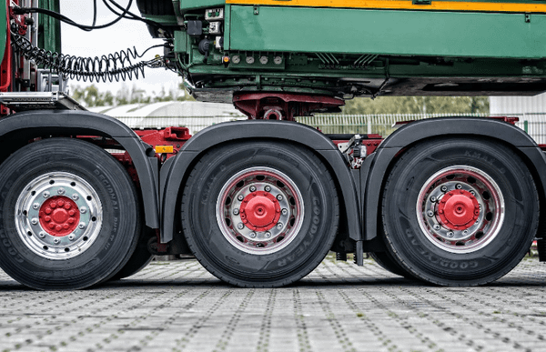 Вопрос выбора грузовых шин: основные аспекты