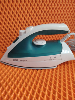 Утюг Braun TexStyle 3.